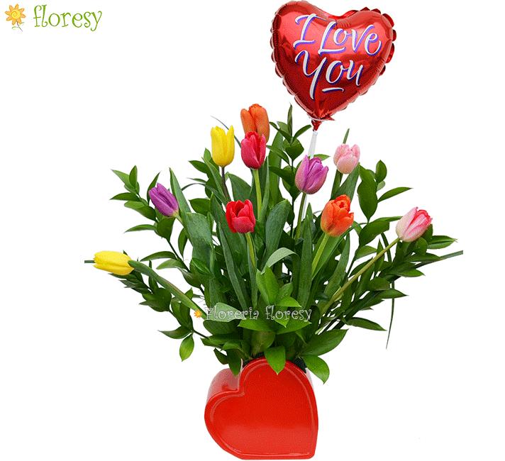 Tulips Heart with medium balloon